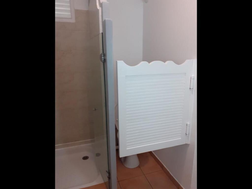 Studio Village Vacances,Vue Mer, Plage A 30M ,Wifi A Sainte Anne 외부 사진